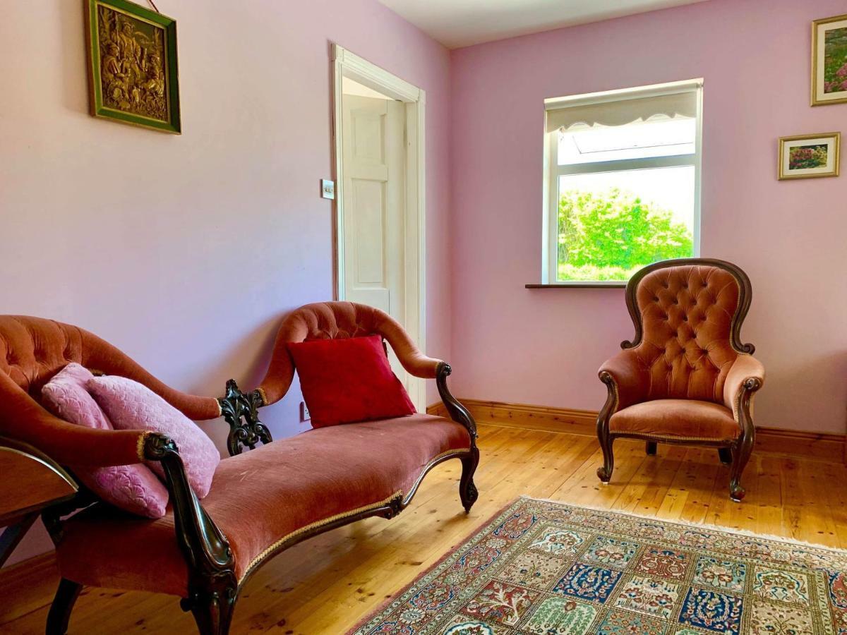 Victoria's House *